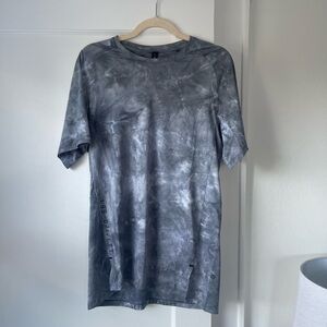 lululemon athletica Charcoal Tie-Dye Short Sleeve Tee